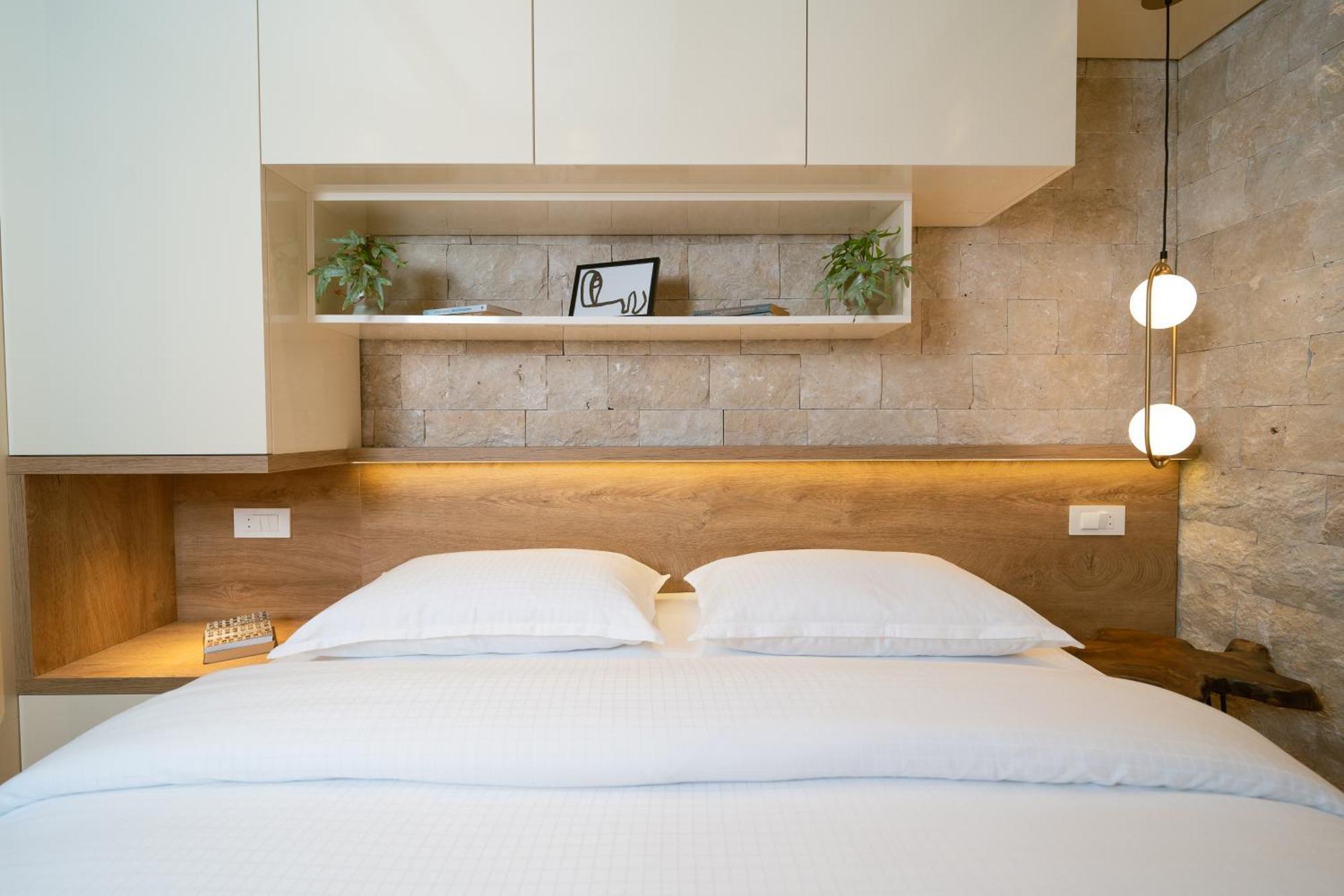 42° North Apartments Тиват Екстериор снимка