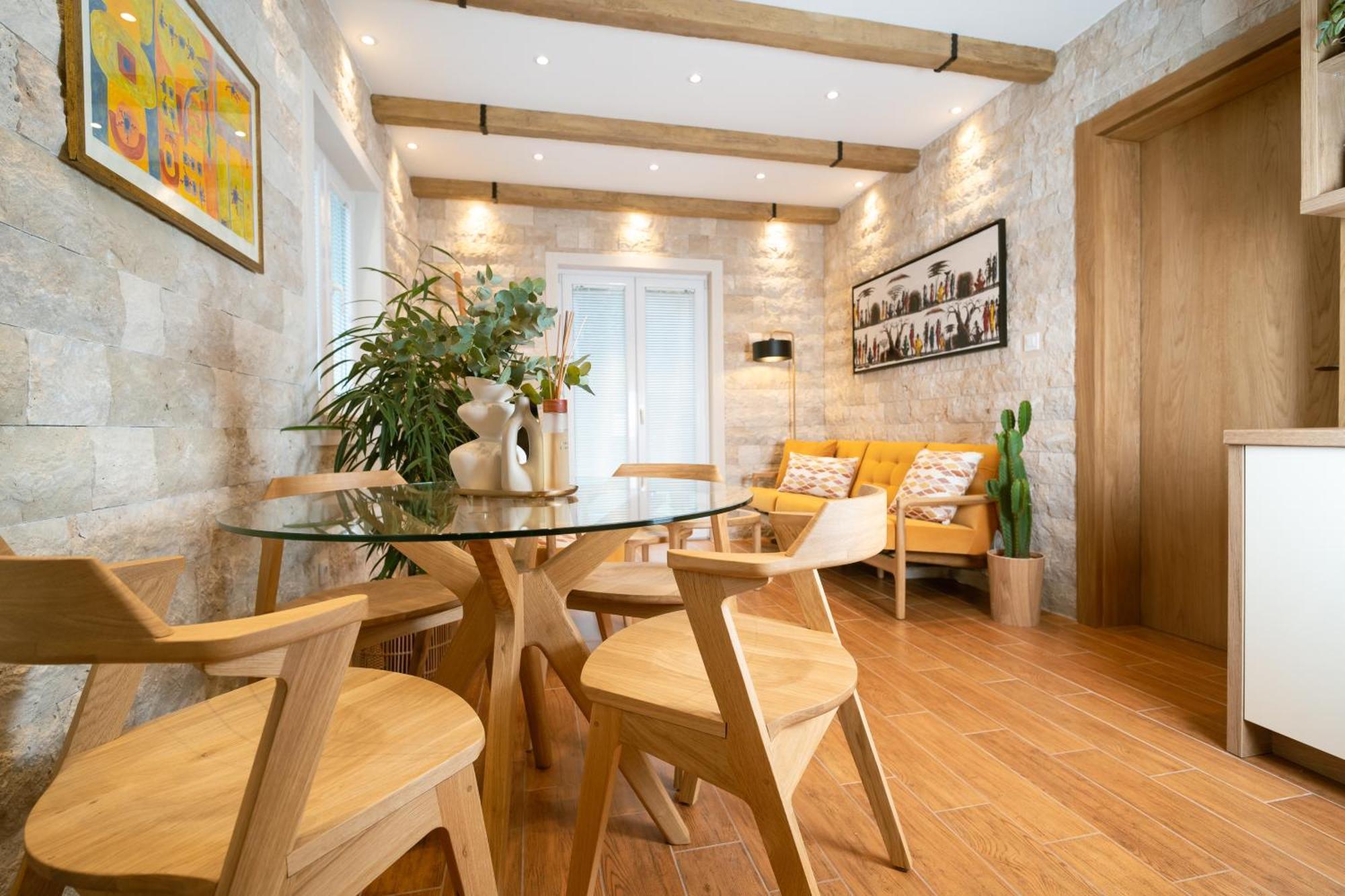 42° North Apartments Тиват Екстериор снимка