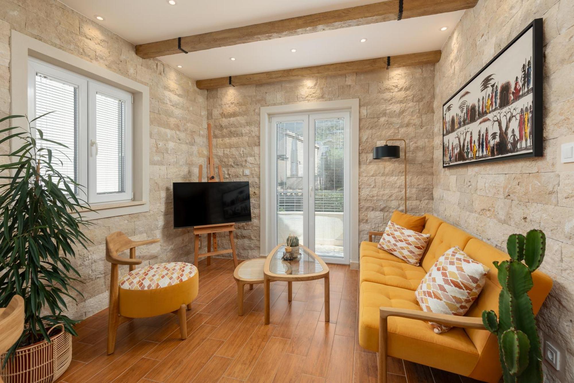 42° North Apartments Тиват Екстериор снимка
