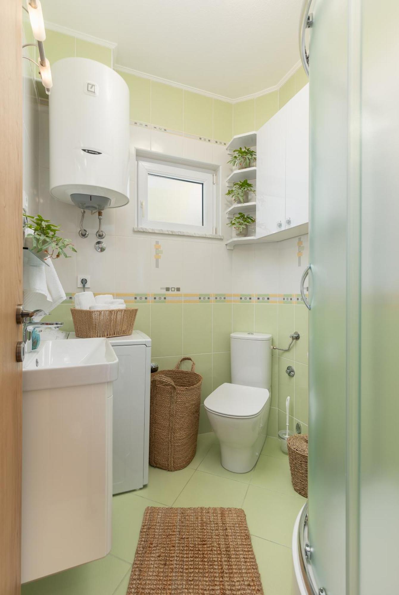 42° North Apartments Тиват Екстериор снимка