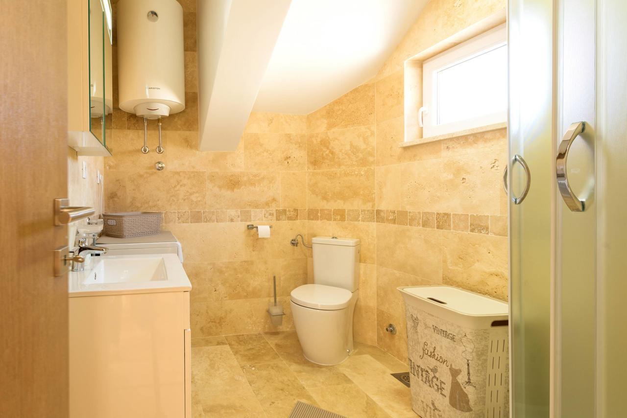 42° North Apartments Тиват Екстериор снимка