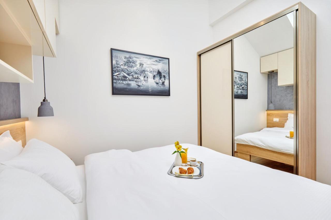 42° North Apartments Тиват Екстериор снимка